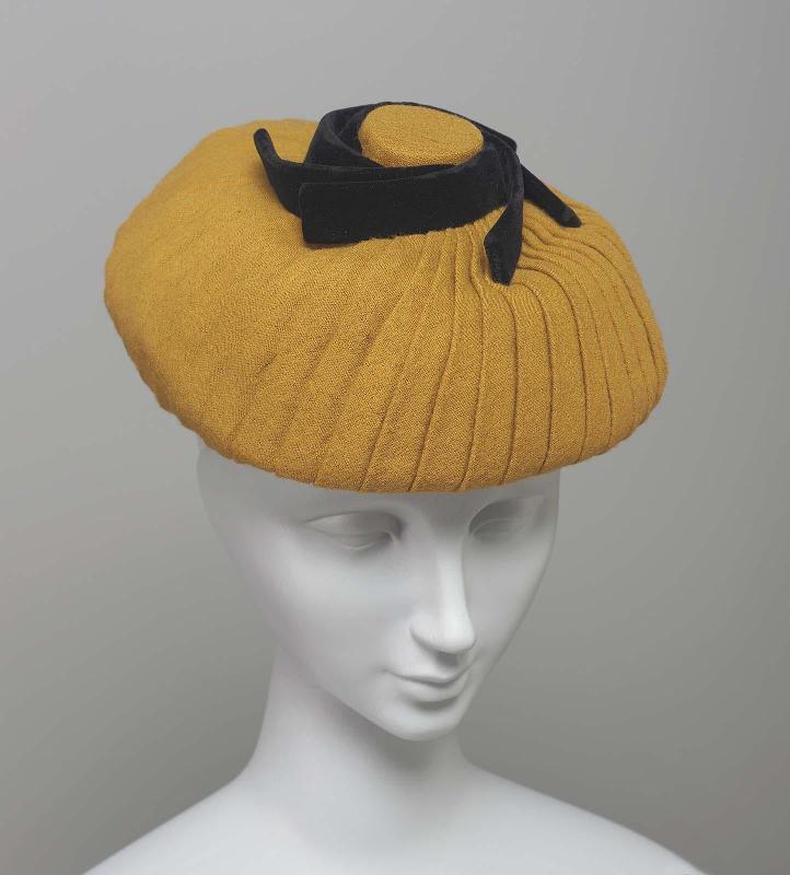 Woman's hat