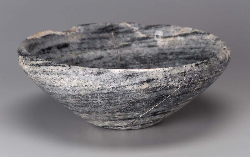 Convex bowl with cartouche of Snefru