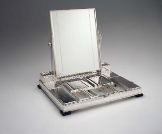 Twelve-piece vanity set