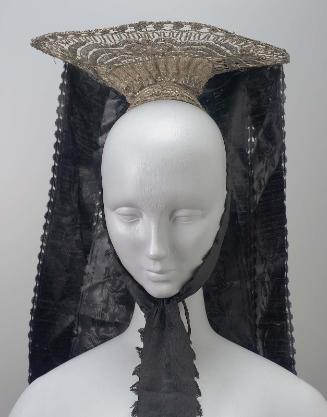 Headdress of silver tinsel