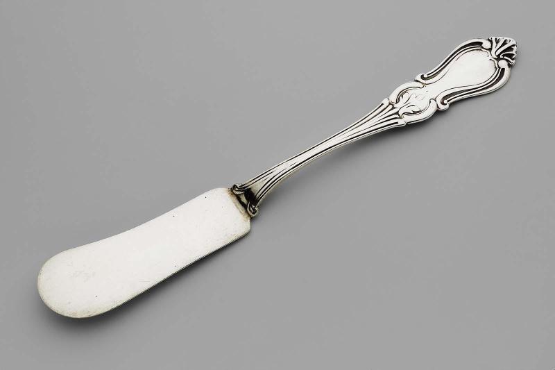 "Prince Albert" butter knife