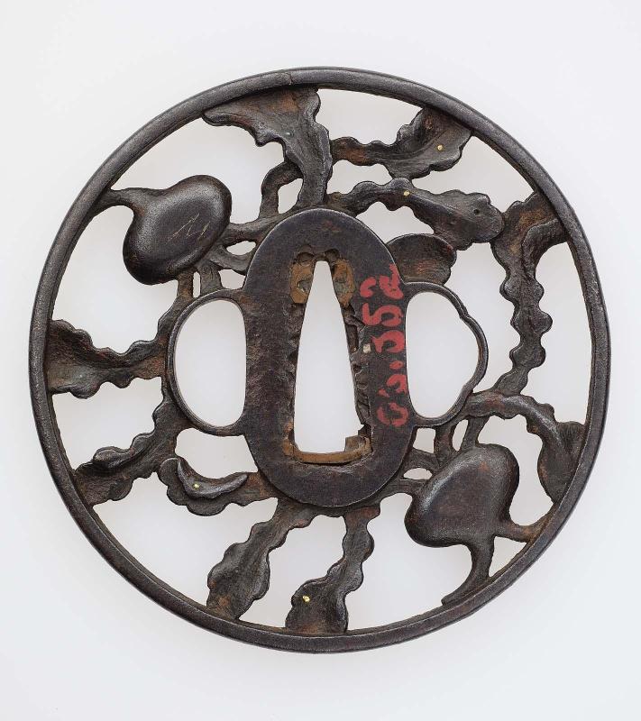 Tsuba with design of turnips