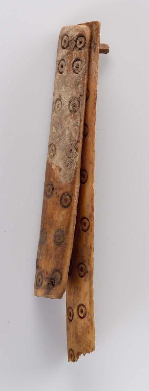 Pegged inlay