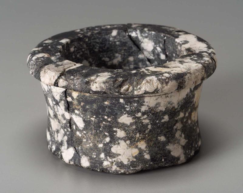 Cylindrical bowl
