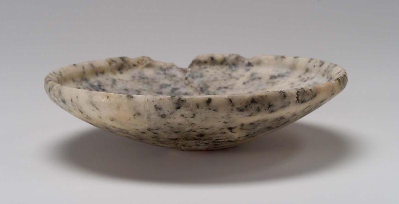 Convex dish