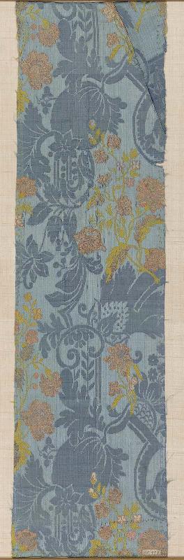 Textile fragment