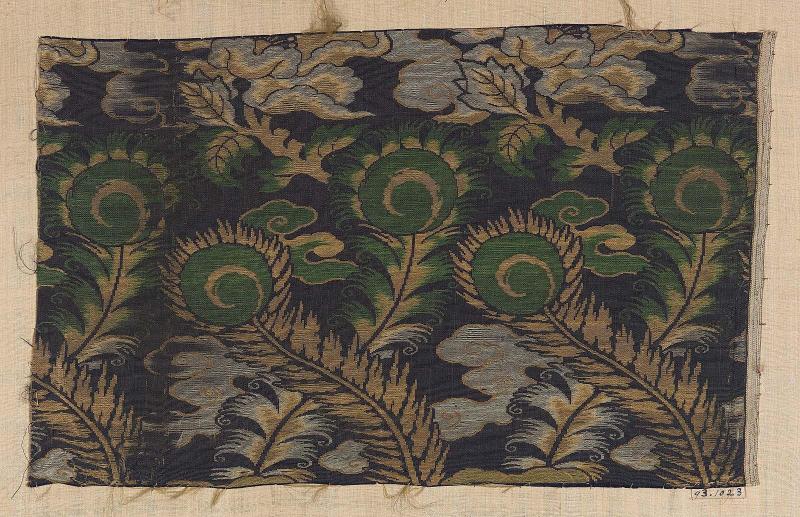 Fragment of silk