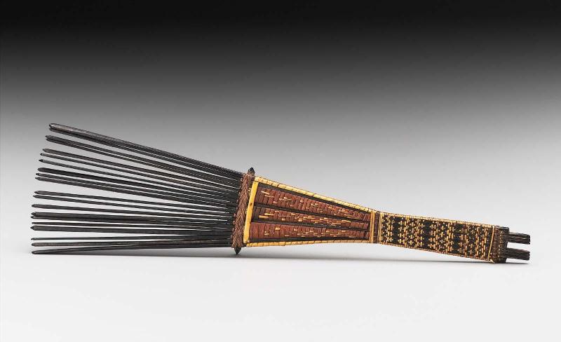 Comb