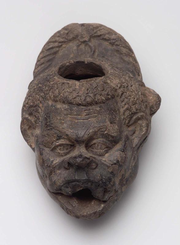 Lamp with the head of an African