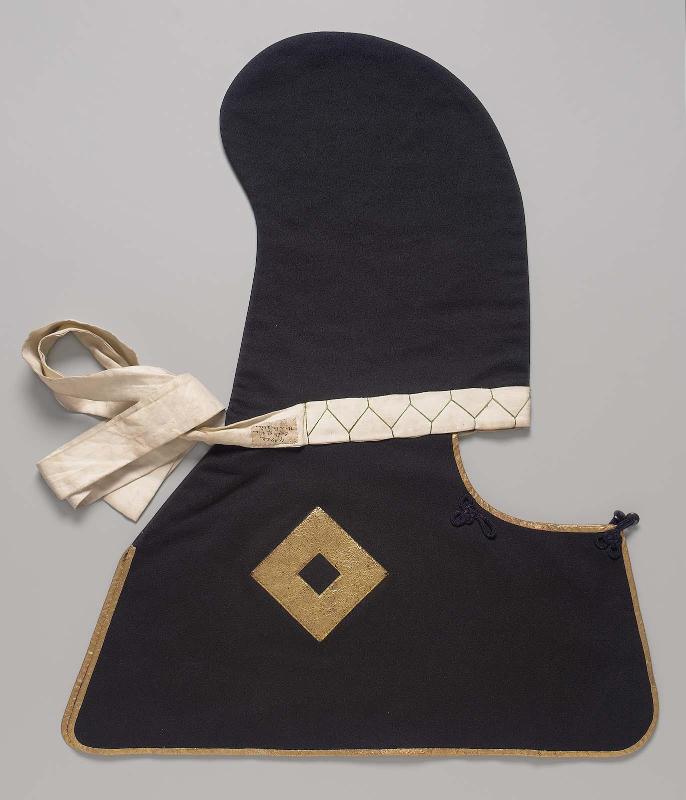 Woman's fire hood (hikeshi-zukin)
