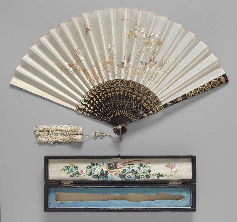 Folding fan