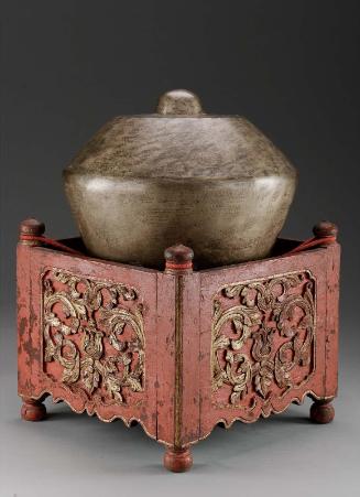 Group shot: 1990.552a-b