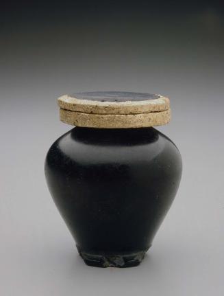 Cosmetic jar with restored cap and gold rim