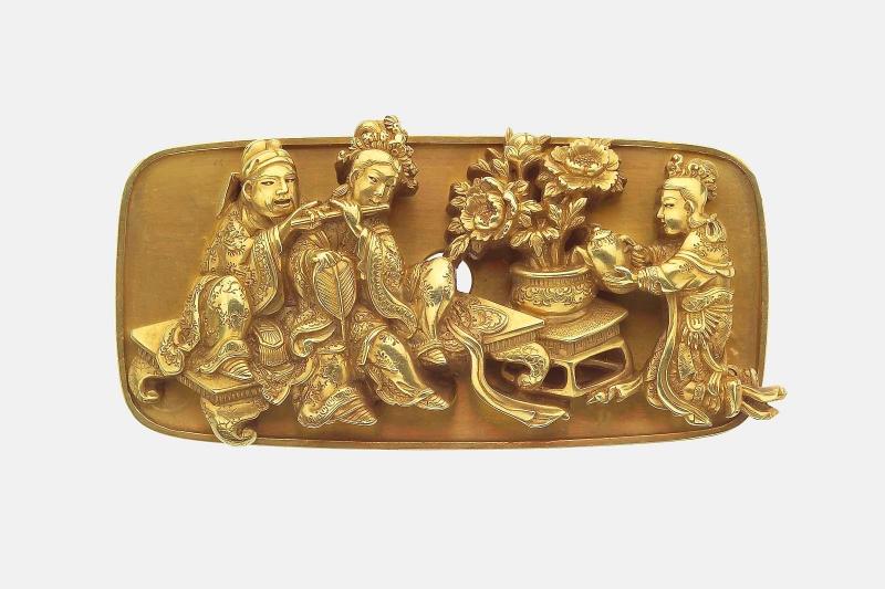 Kanamono in the form of Genso and Yokihi with an attendant, with backplate engraved with another attendant holding a fan