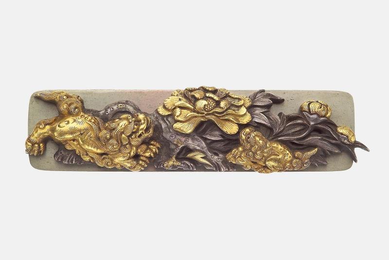 Kanamono in the form of shishi and peonies, with backplate