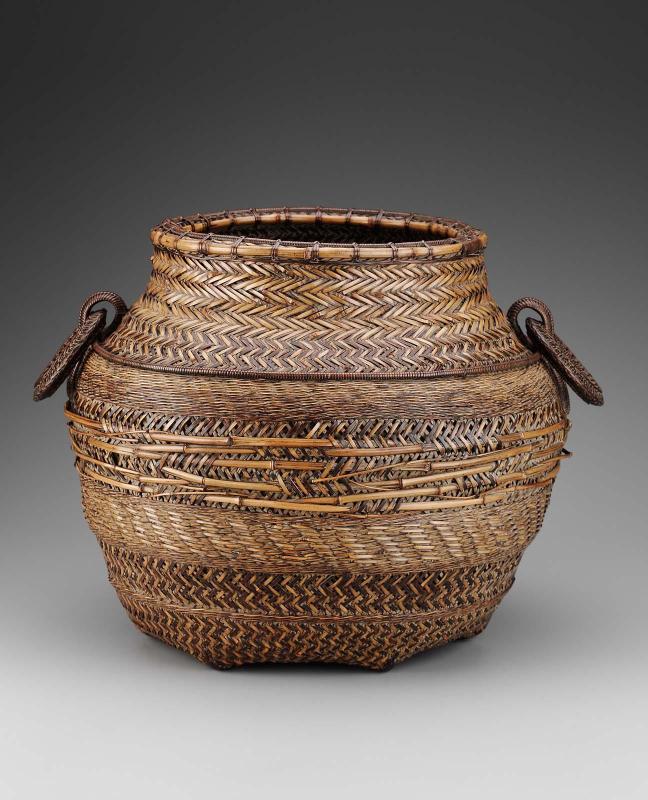 "Ancient Vessel Shape" (Jidai Kamegata) Basket