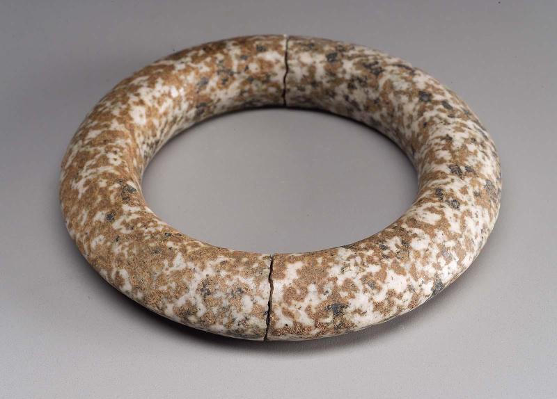Stone ring