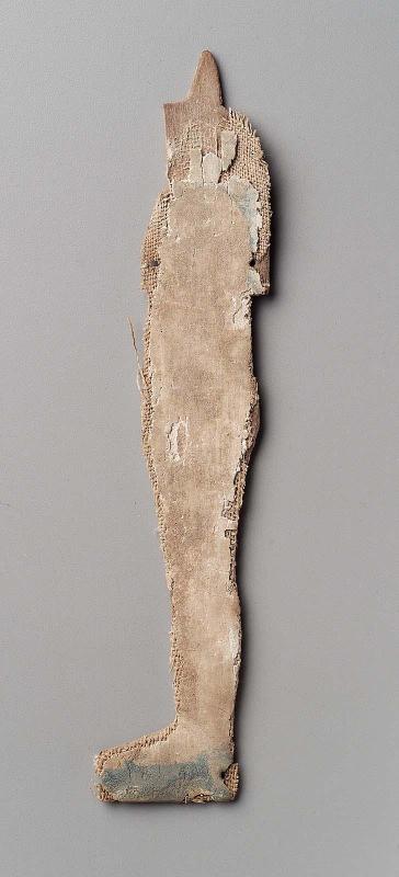 Amulet from a mummy's wrapping