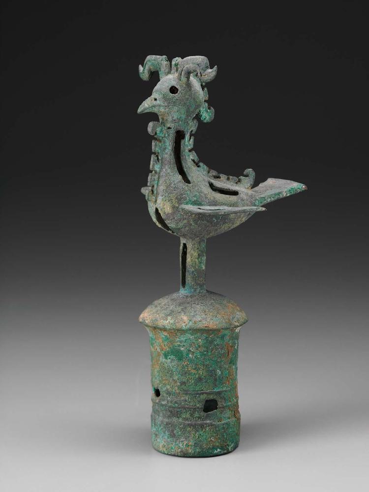 Bird-shaped chariot fitting