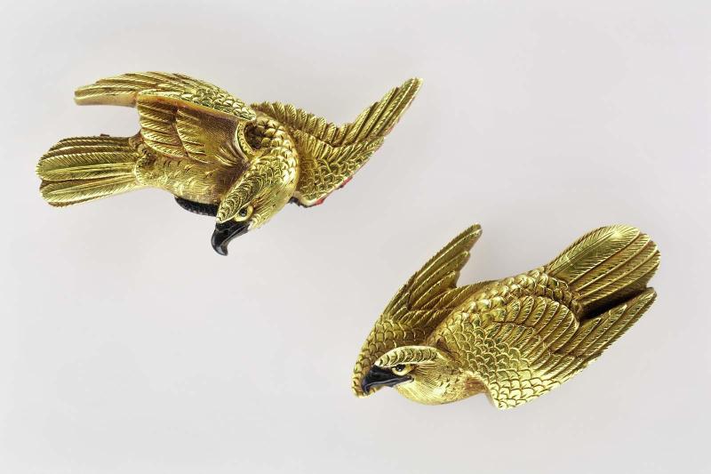 Pair of menuki in the form of hawks
