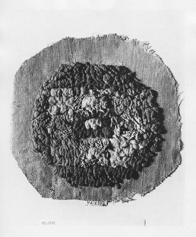 Circular woven medallion