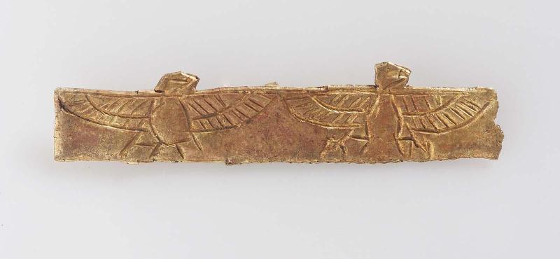 Amulet of two vultures