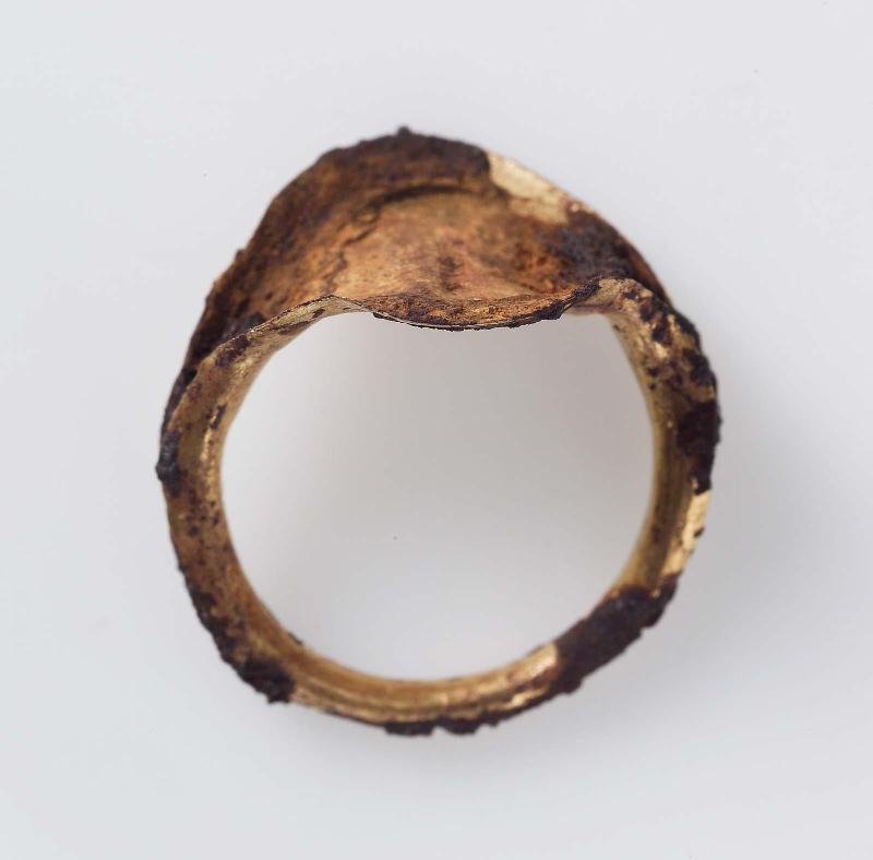 Finger ring