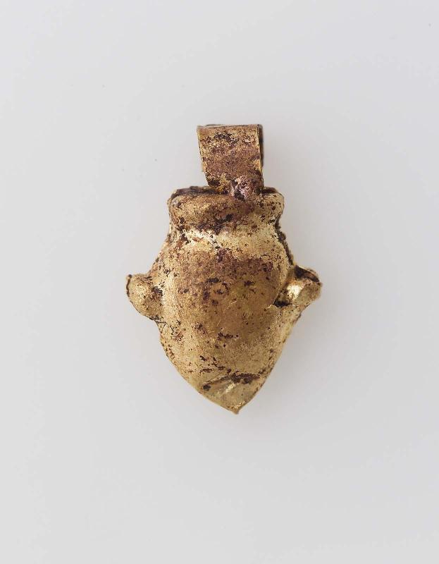 Heart amulet