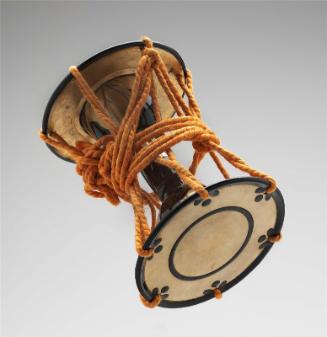 Drum and box with maki-e decoration