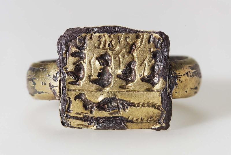 Finger ring