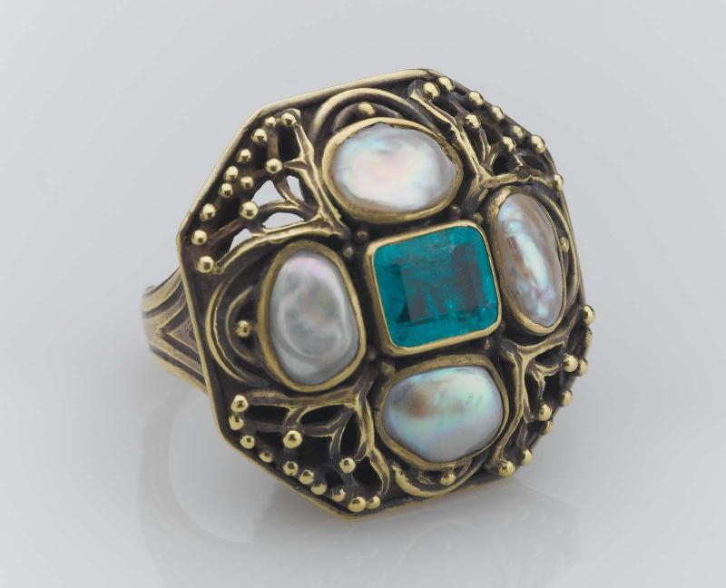 Ring