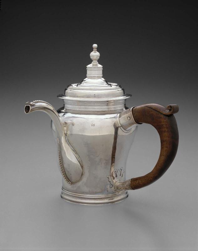 Chocolate pot
