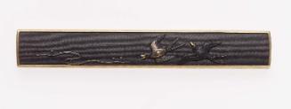 Kozuka with design of flying swallows