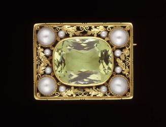 Brooch