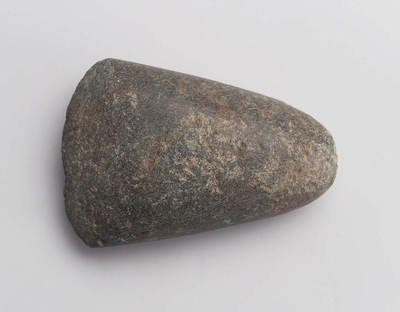 Hand axe