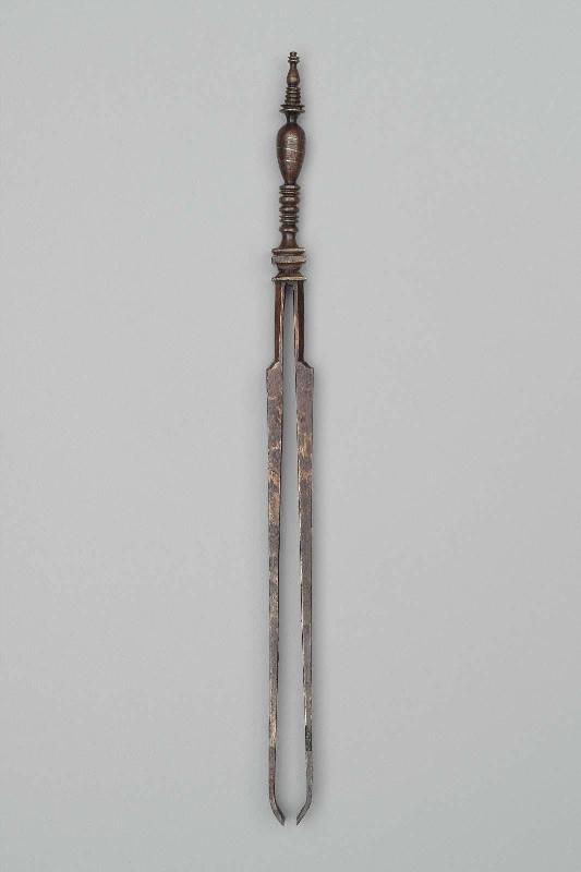 Forceps with baluster-shape handle (one of an eleven-piece set of medical instruments)