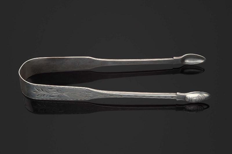 Tongs