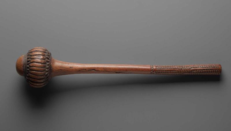 Throwing club (ula)