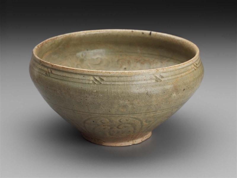 Alms bowl