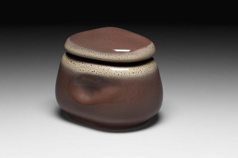 "Frosty Fudge" sugar bowl with lid