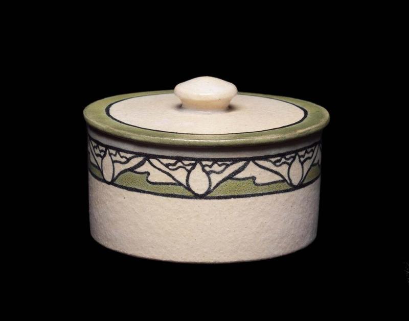 Box with lid
