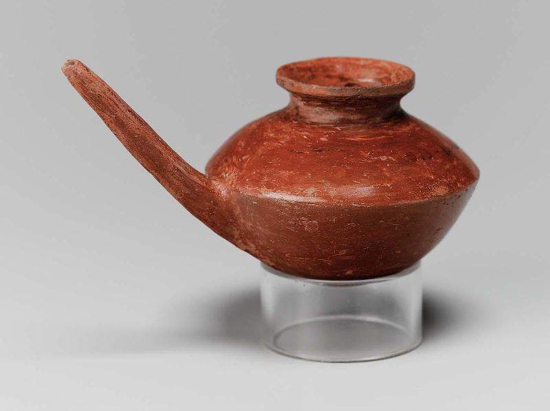 Long spouted jar
