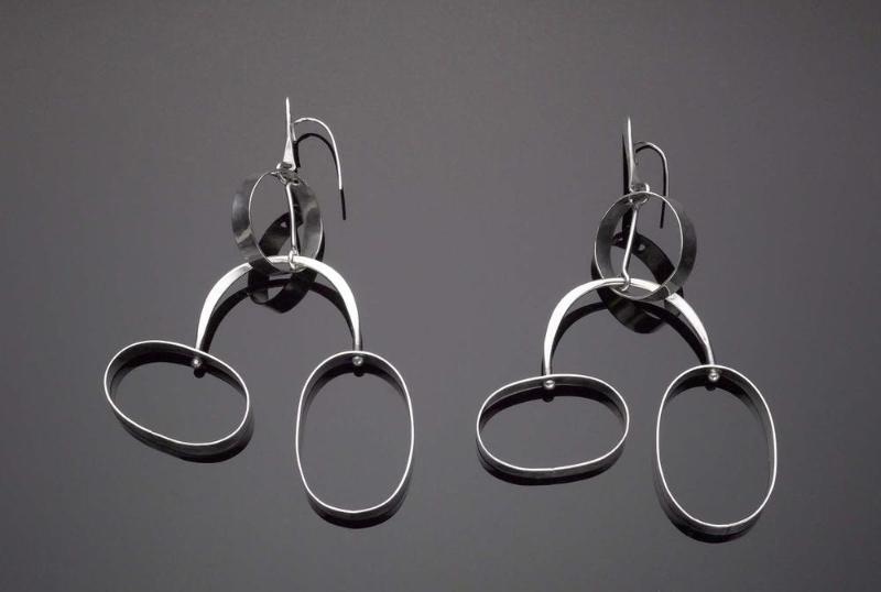 Pair of earrings