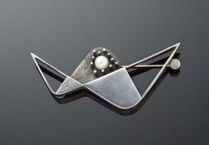 Brooch