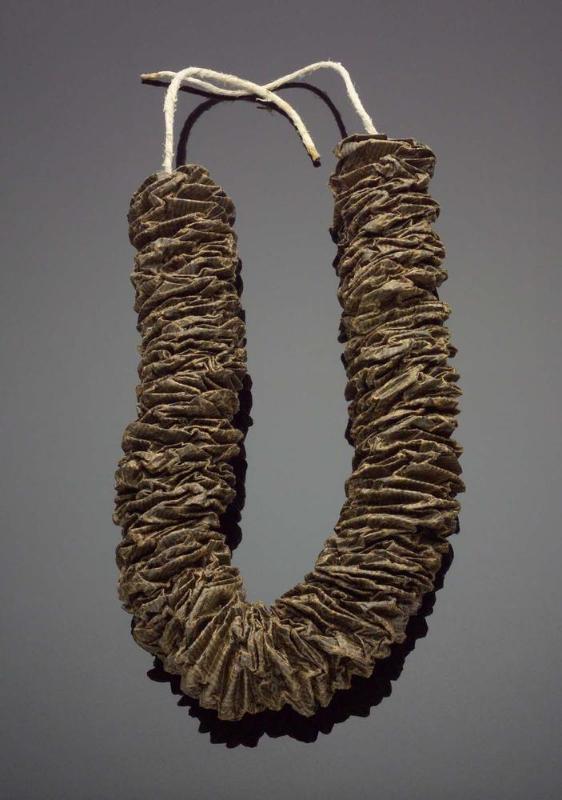 Neckpiece