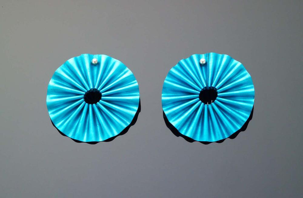 Pair of earrings