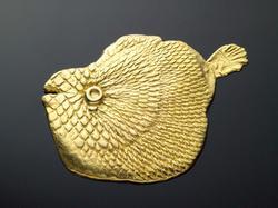 Fish pendant