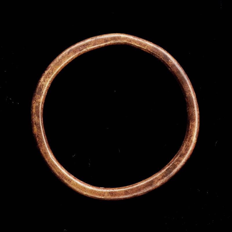 Finger ring of electrum wire