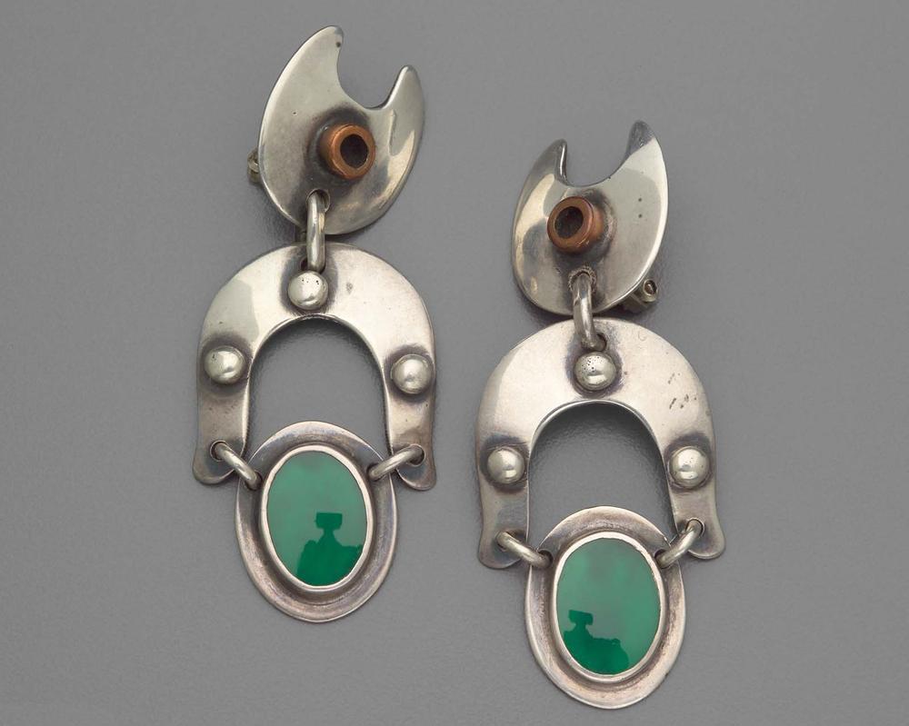 Pair of earrings