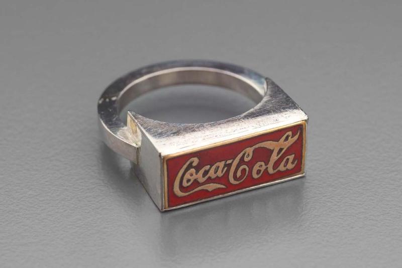 Coca Cola ring